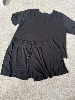 NUUDS pajama short set!